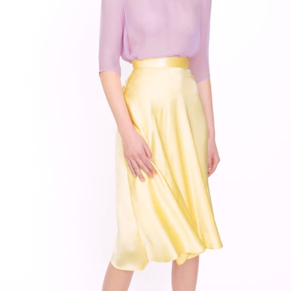 The Quanti Silk Lemon Yellow Midi Skirt